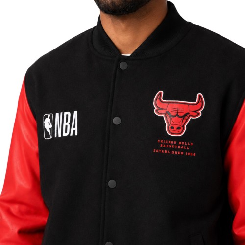 BOLD_NBAJK526101BK2_VIEW3.jpg