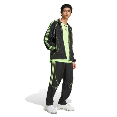 ANTIHUMAN_ADJW5869_VIEW3.jpg