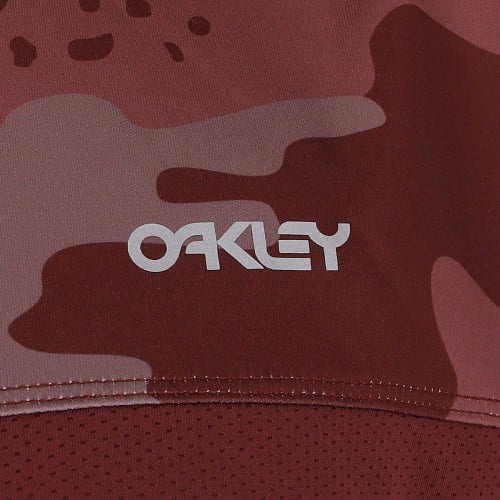 OAKLEY_2029891086526_VIEW4.jpg