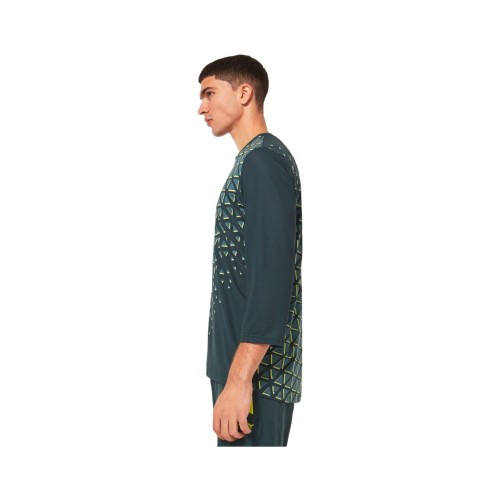 THELAB_OKFOA4031227BC_VIEW2.jpg