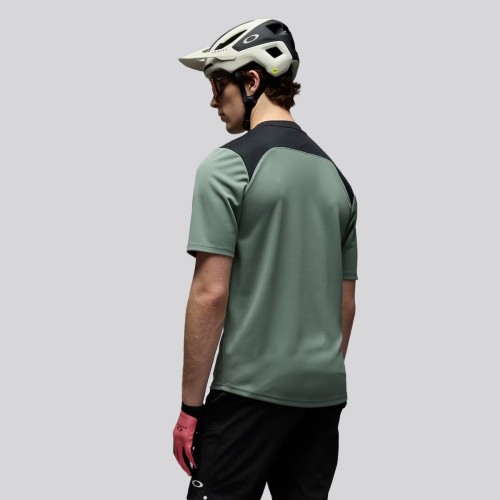 THELAB_OKFOA40547274O_VIEW2.jpg